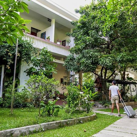 Lani'S House By The Ponds Hotel Vientiane Exterior foto
