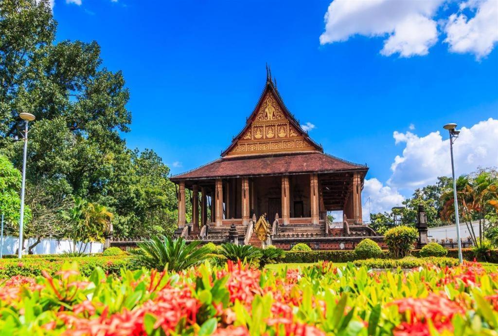 Lani'S House By The Ponds Hotel Vientiane Exterior foto