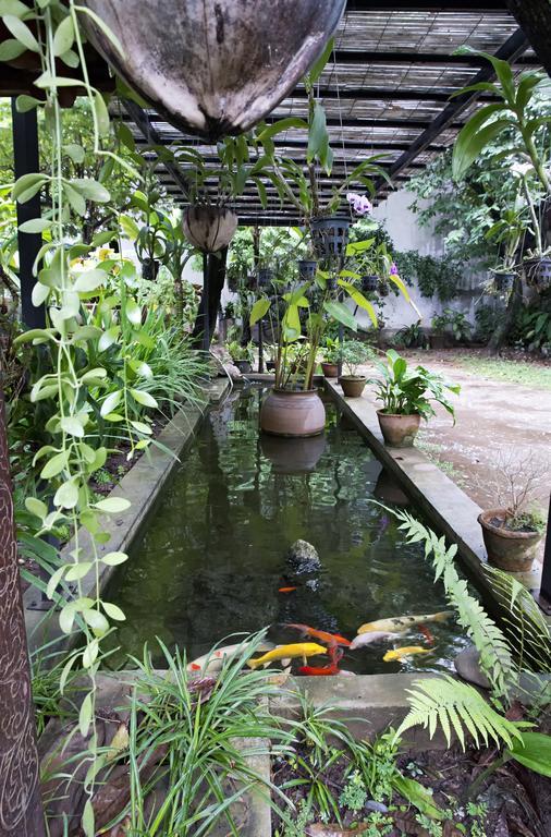Lani'S House By The Ponds Hotel Vientiane Exterior foto