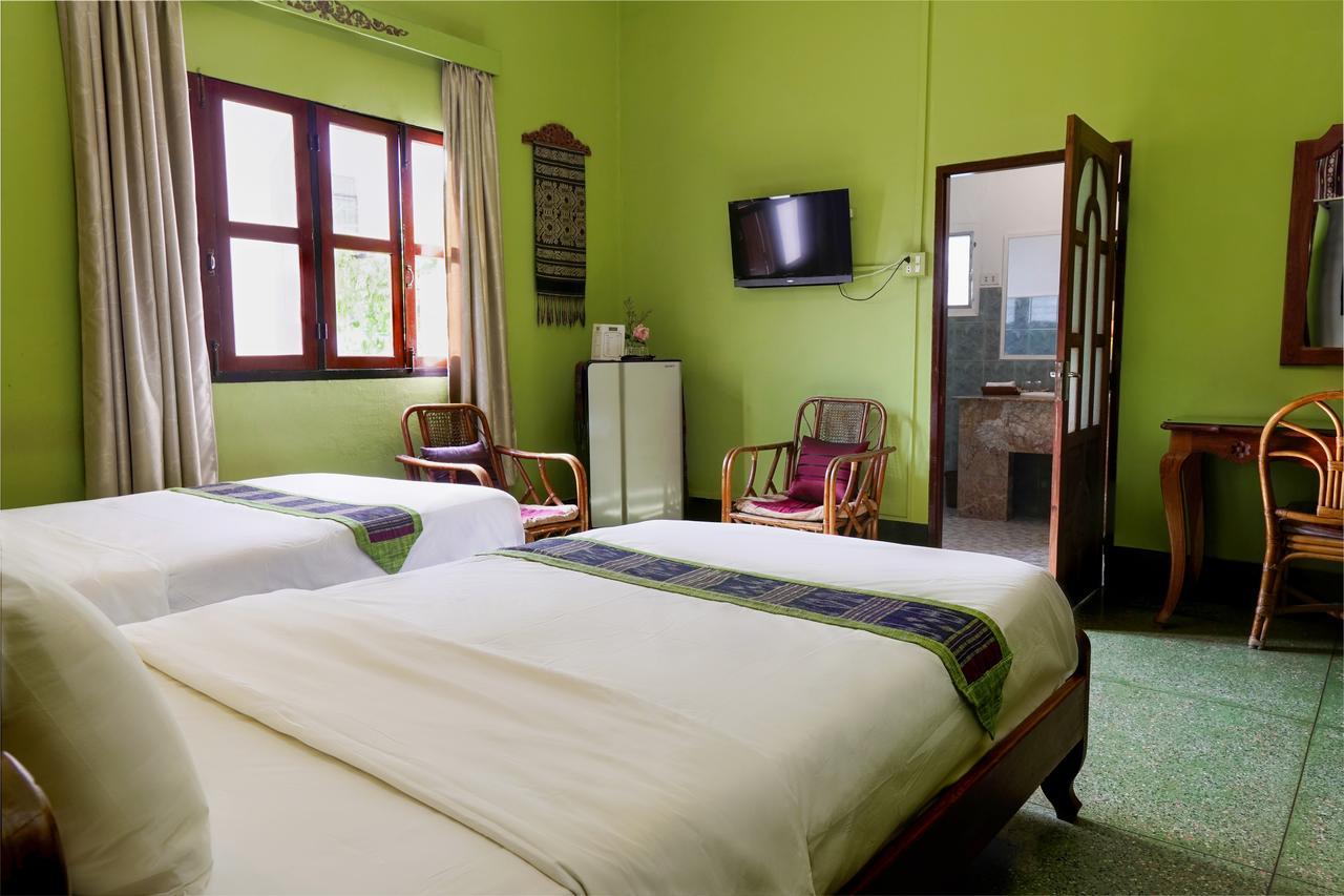Lani'S House By The Ponds Hotel Vientiane Exterior foto