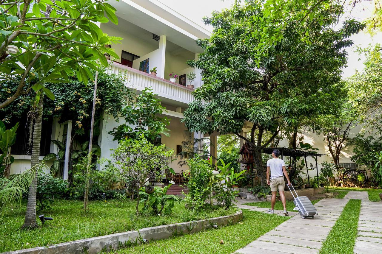 Lani'S House By The Ponds Hotel Vientiane Exterior foto